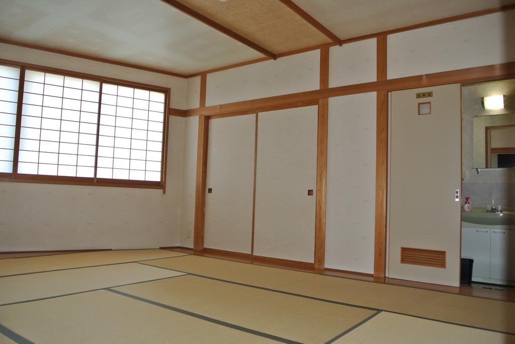 Shinazawa Hotel Нодзава Онсен Екстериор снимка