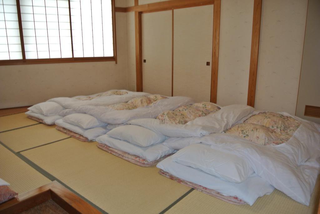 Shinazawa Hotel Нодзава Онсен Екстериор снимка