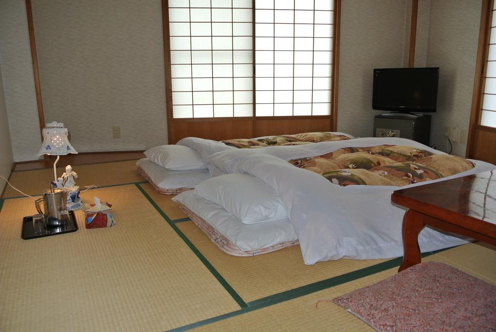 Shinazawa Hotel Нодзава Онсен Екстериор снимка